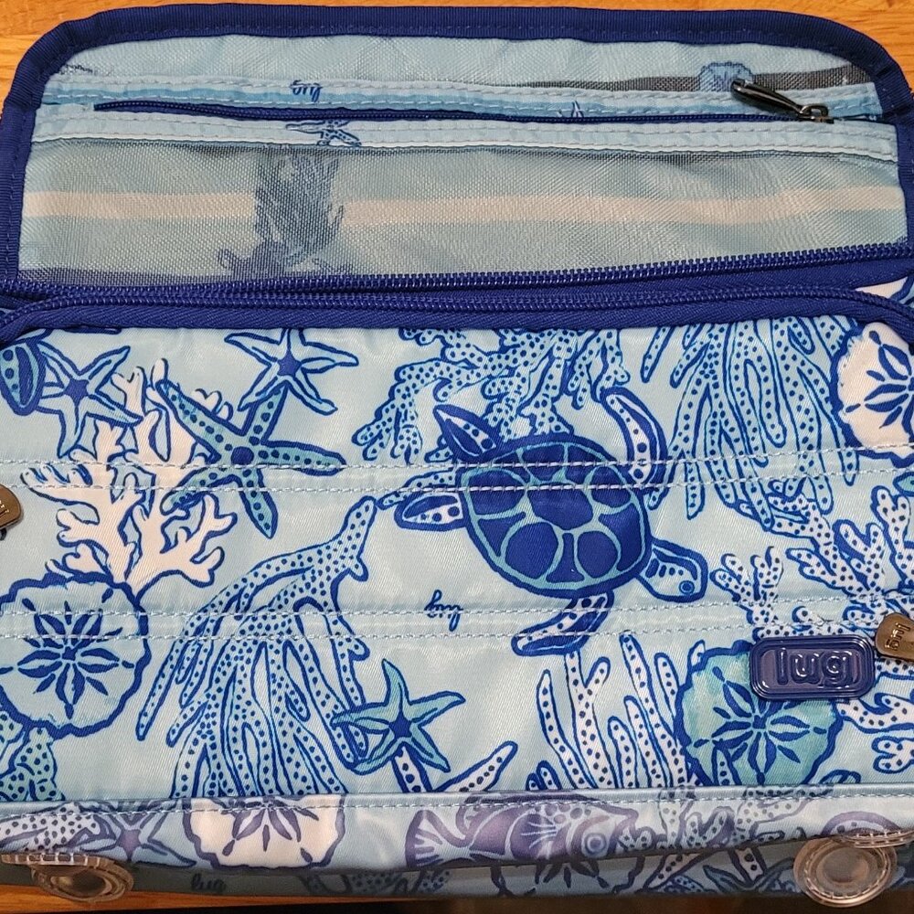 Lug Trolley XL Sealife Blue Bag Zip Around  SIde Pockets New & Never Used